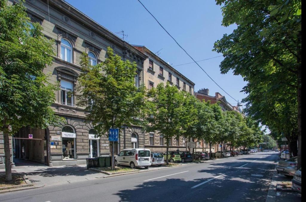 Lux Nice City Center With Private Parking ザグレブ エクステリア 写真